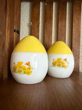Avon Vintage Floral Egg Salt and Pepper Shakers - Yellow and White